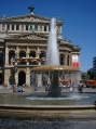 Brunnen vor Alter Oper